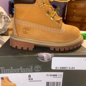 Construction timberland boots size 6 toddlers
